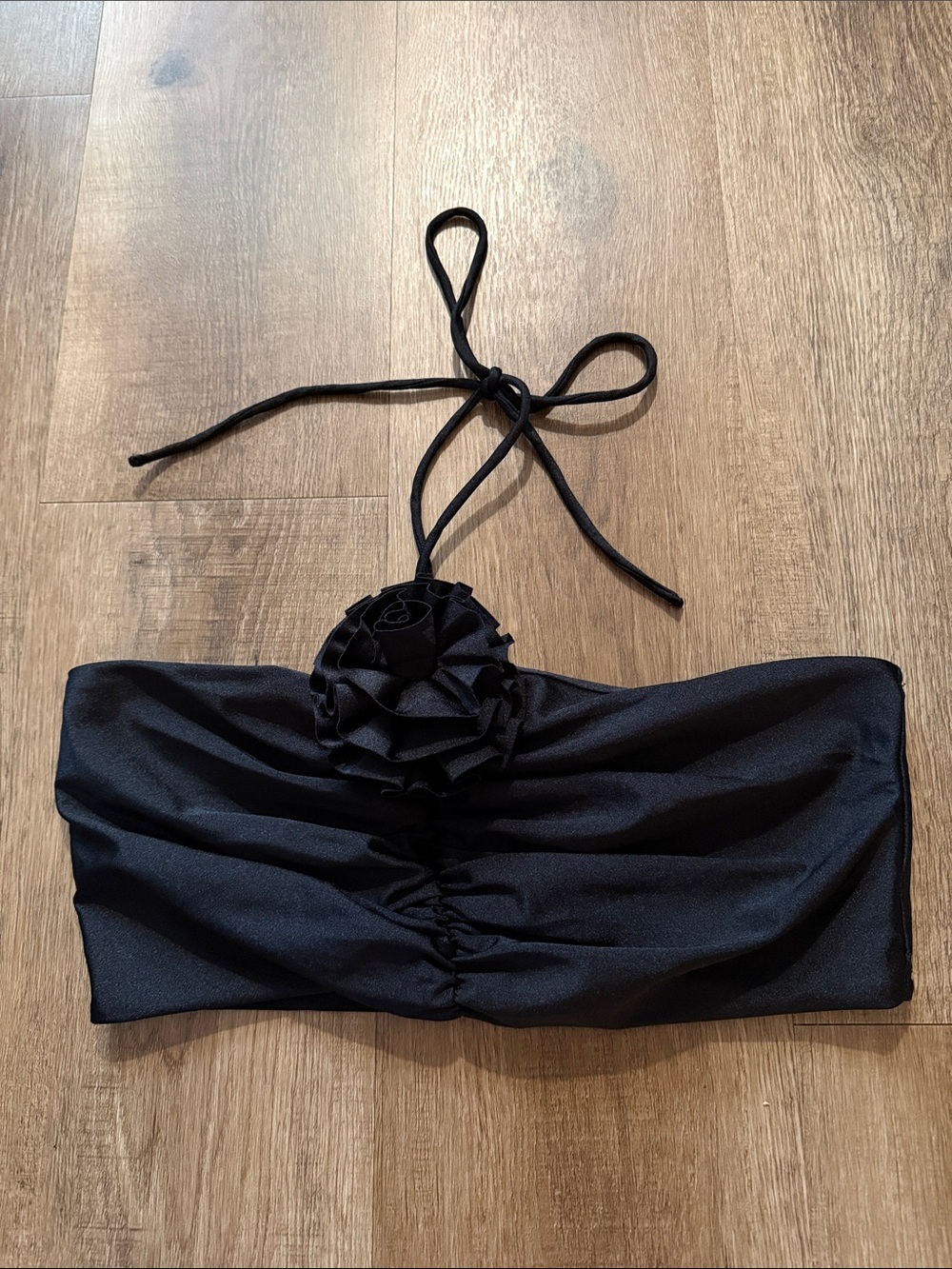 Forever 21 Black Halter Top Size Medium NWT